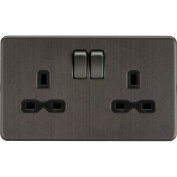 Knightsbridge Schraubenlose Steckdose Mit Dual-USB – 13 A, Mattschwarz Mit Chrom-Wippschalter