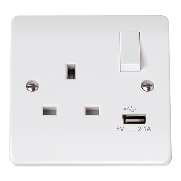 Click Curva 13A 1 Gang Switched Socket with USB Outlet at UK Electrical Supplies.