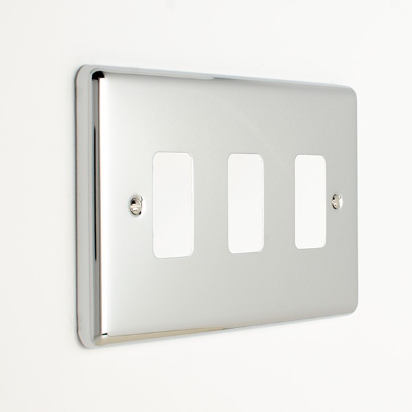 Eurolite Enhance Polished Chrome 3 Gang Grid Faceplate UKES
