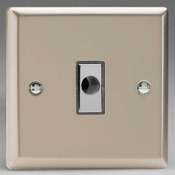 Varilight Classic Satin Chrome 16A Flex Outlet Plate (XNFOD) | UKES